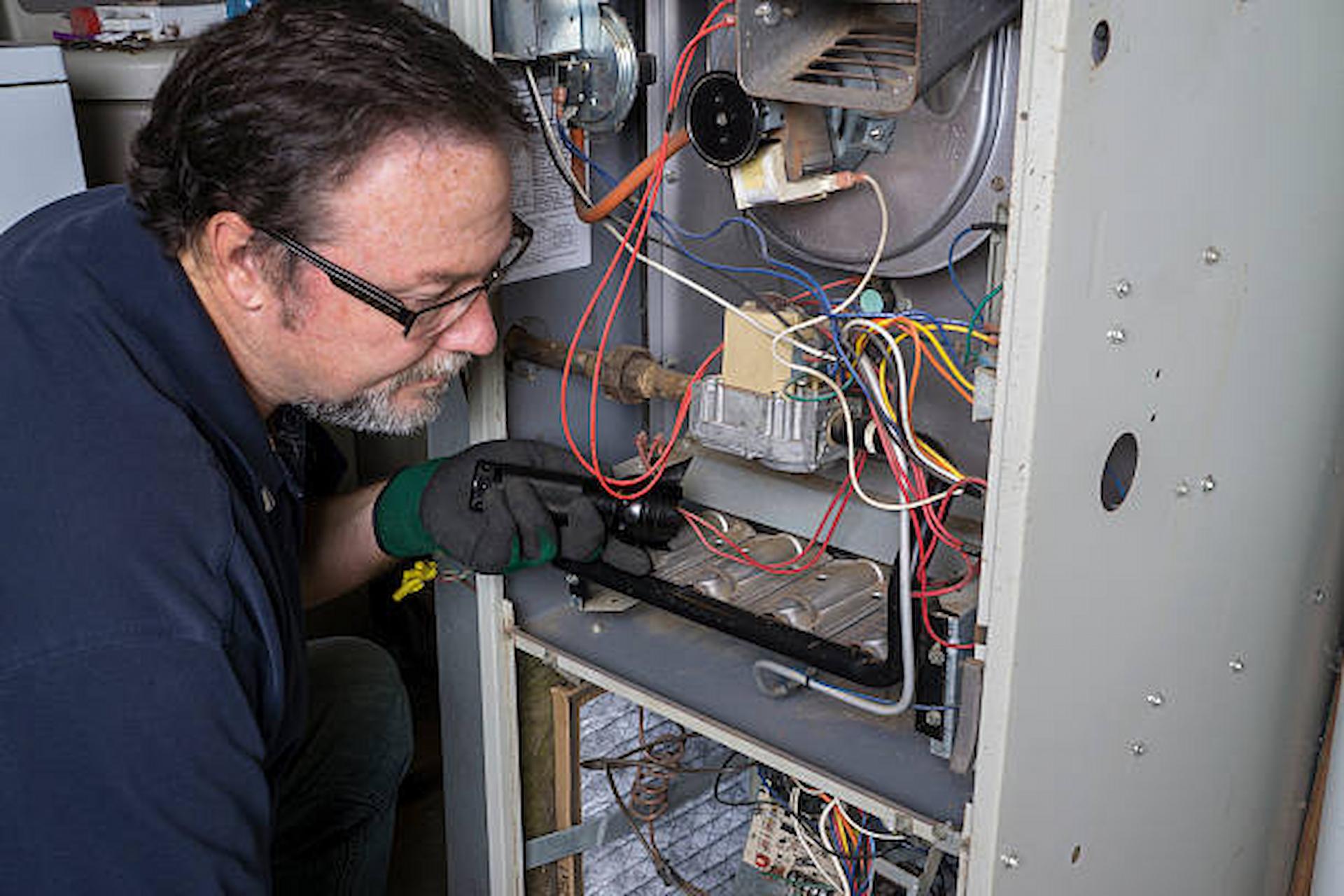 Jobs And Responsibilities Of An Electrical Contractor